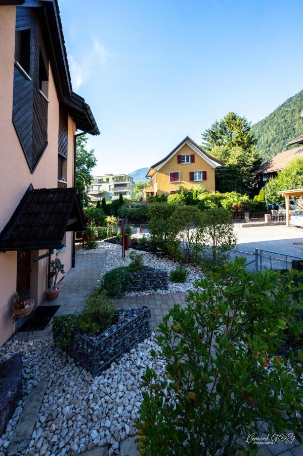 Zimmer Mit Eigenem Badezimmer Näfels Exterior foto